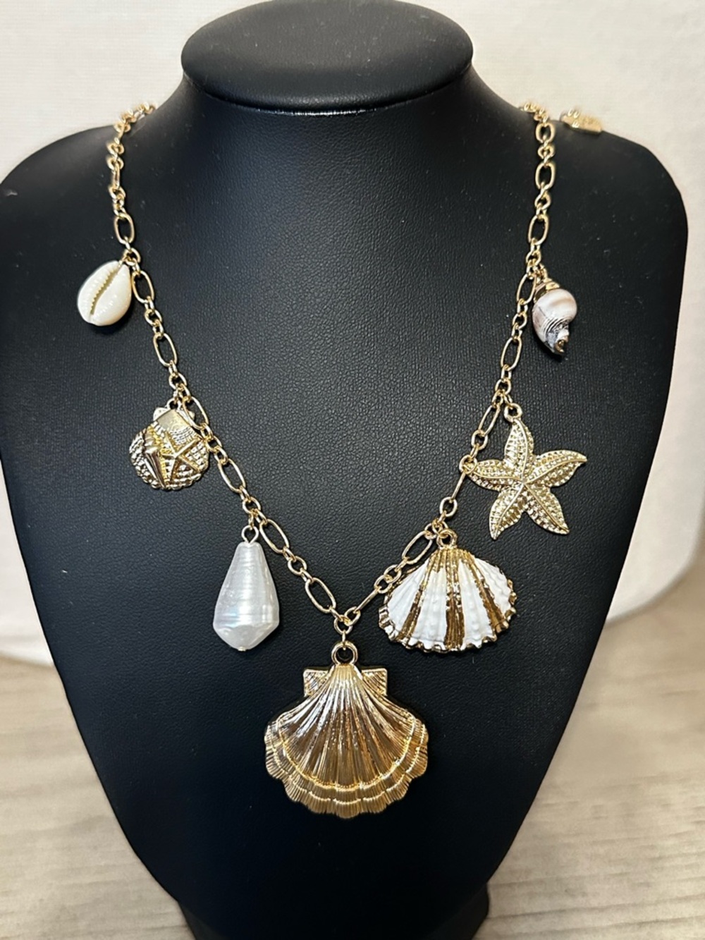 Altar'd State Gold Shell & Starfish Charm Necklace & Earring Set